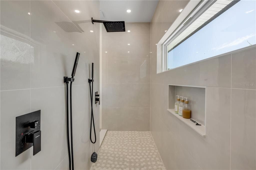 For Sale: $1,999,999 (4 beds, 4 baths, 3257 Square Feet)