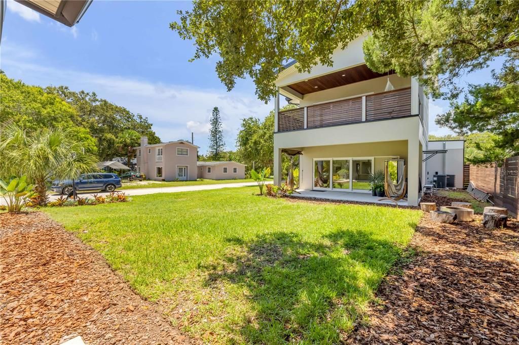 For Sale: $1,999,999 (4 beds, 4 baths, 3257 Square Feet)