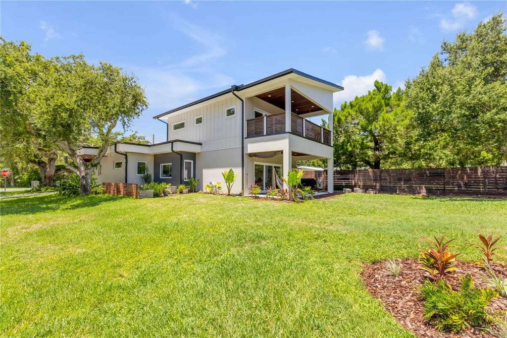 For Sale: $1,999,999 (4 beds, 4 baths, 3257 Square Feet)