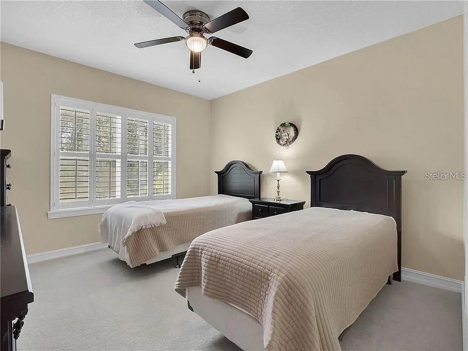 For Sale: $1,398,494 (6 beds, 5 baths, 4814 Square Feet)