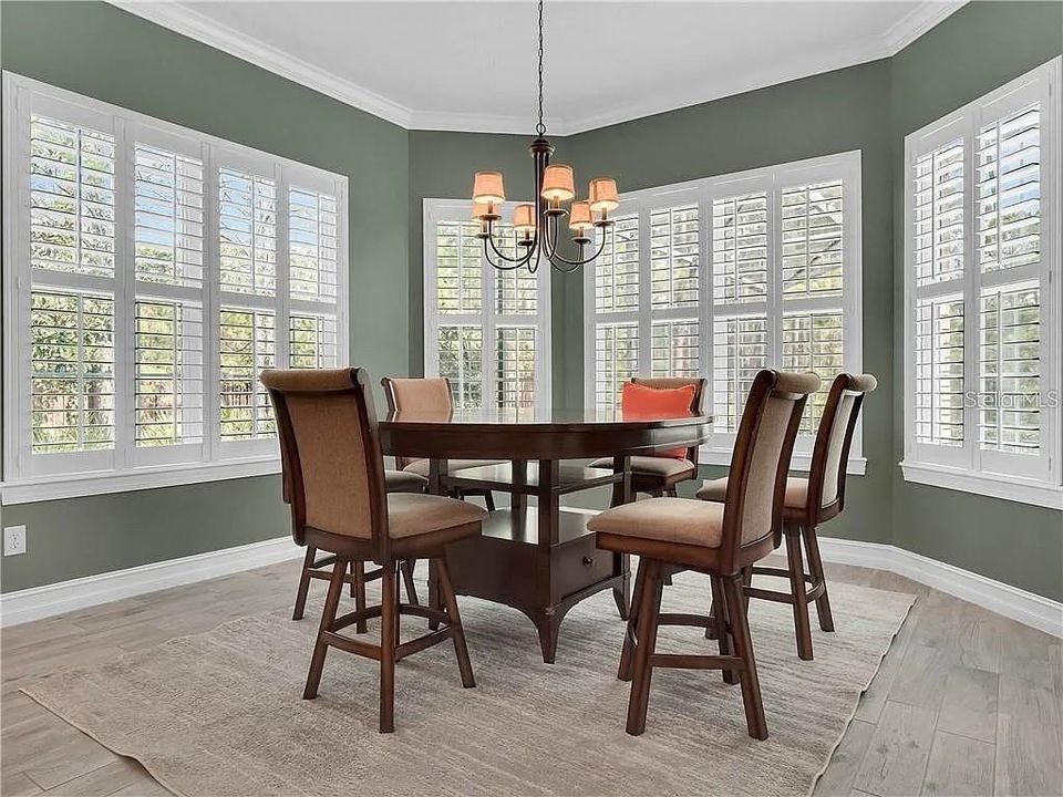 For Sale: $1,398,494 (6 beds, 5 baths, 4814 Square Feet)