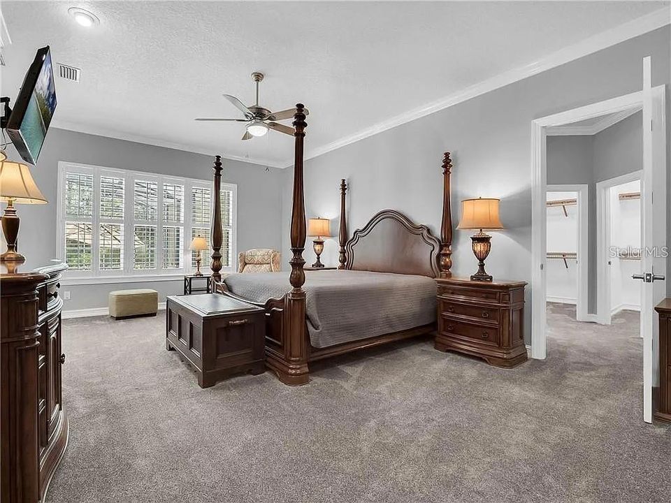 For Sale: $1,398,494 (6 beds, 5 baths, 4814 Square Feet)