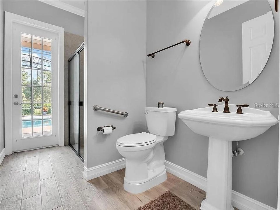 For Sale: $1,398,494 (6 beds, 5 baths, 4814 Square Feet)