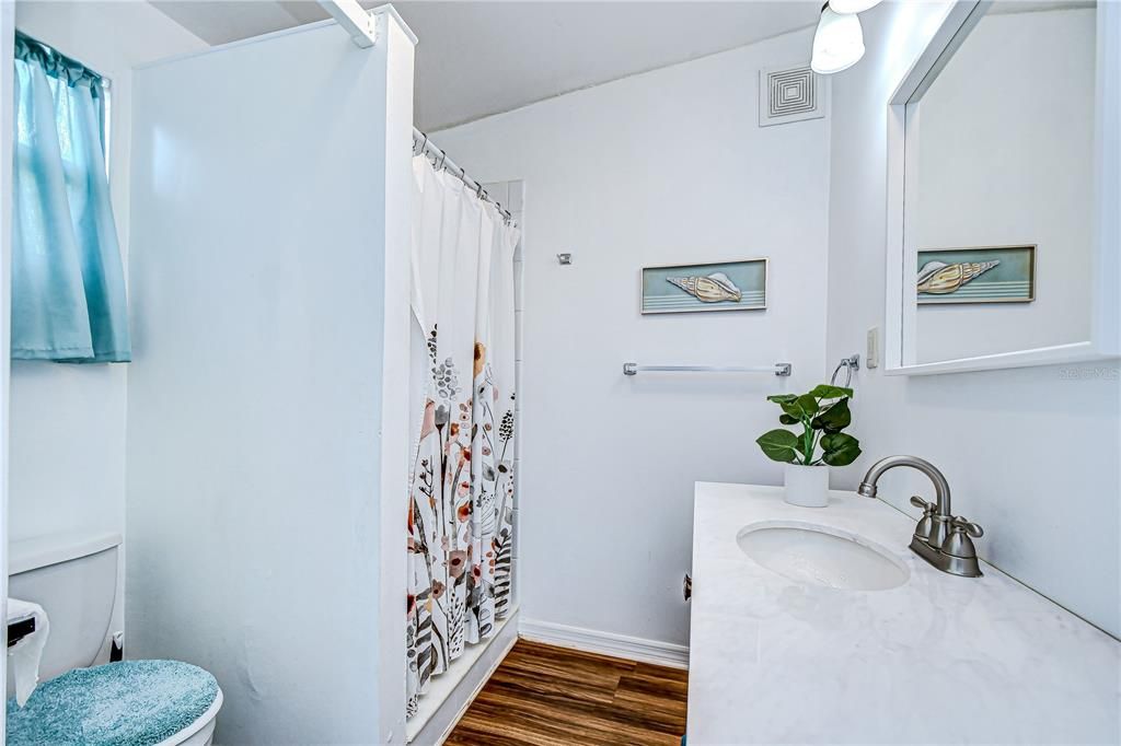 En Venta: $549,000 (3 camas, 0 baños, 1893 Pies cuadrados)