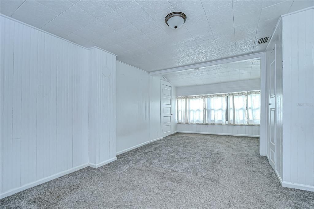 En Venta: $549,000 (3 camas, 0 baños, 1893 Pies cuadrados)