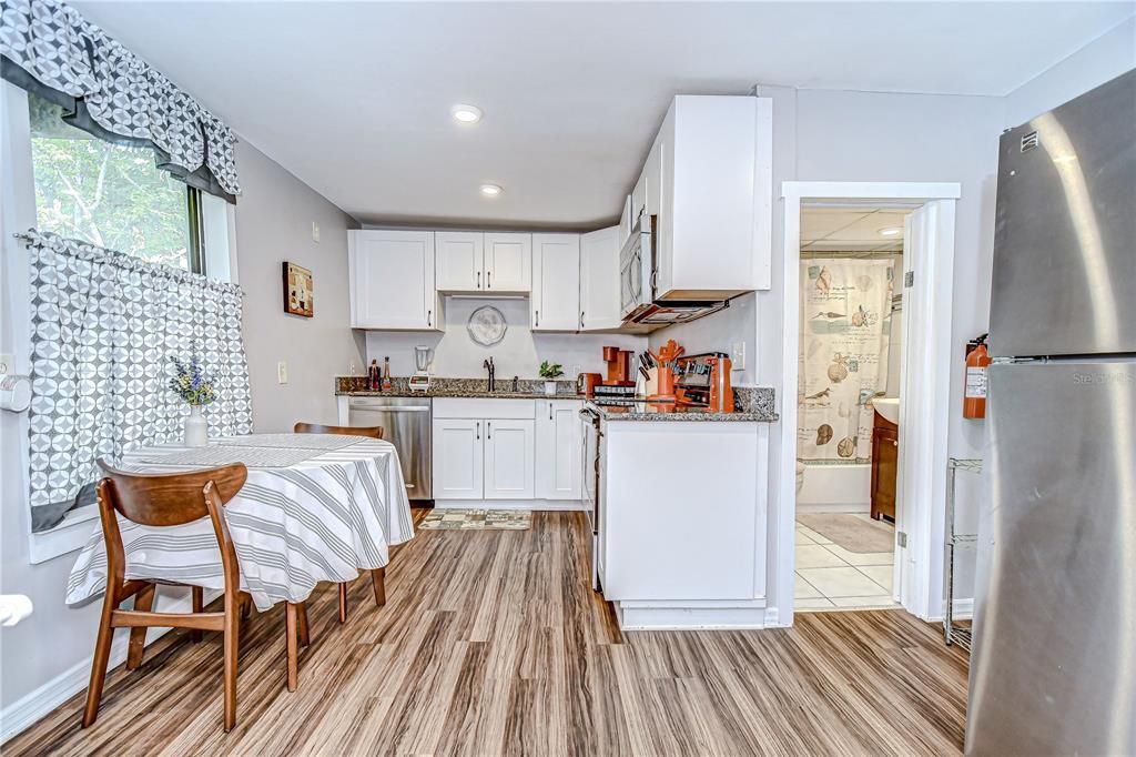 En Venta: $549,000 (3 camas, 0 baños, 1893 Pies cuadrados)