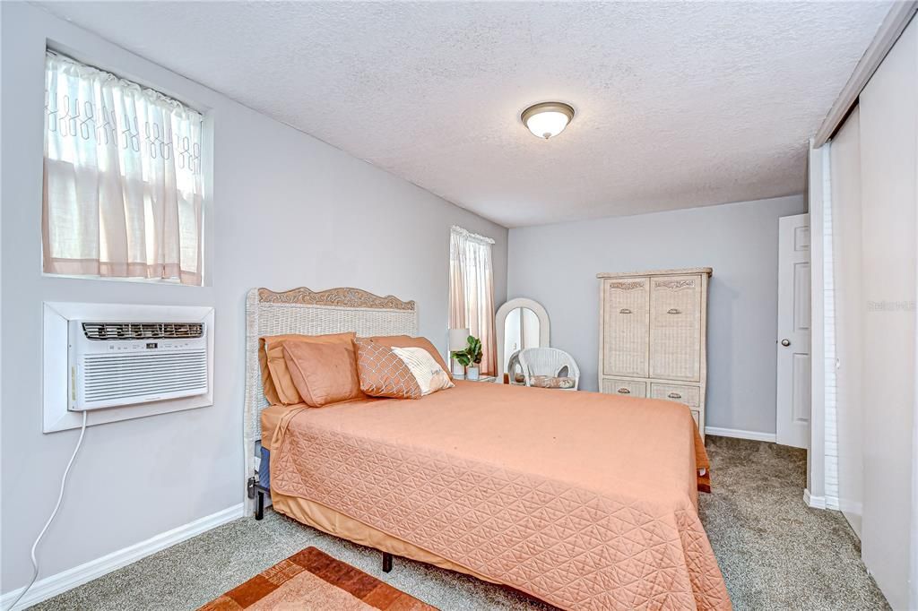 En Venta: $549,000 (3 camas, 0 baños, 1893 Pies cuadrados)