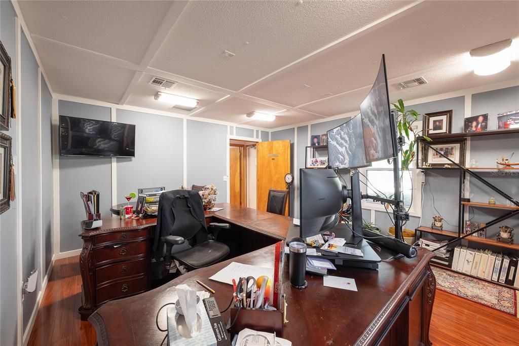 For Sale: $725,000 (8 beds, 3 baths, 2590 Square Feet)