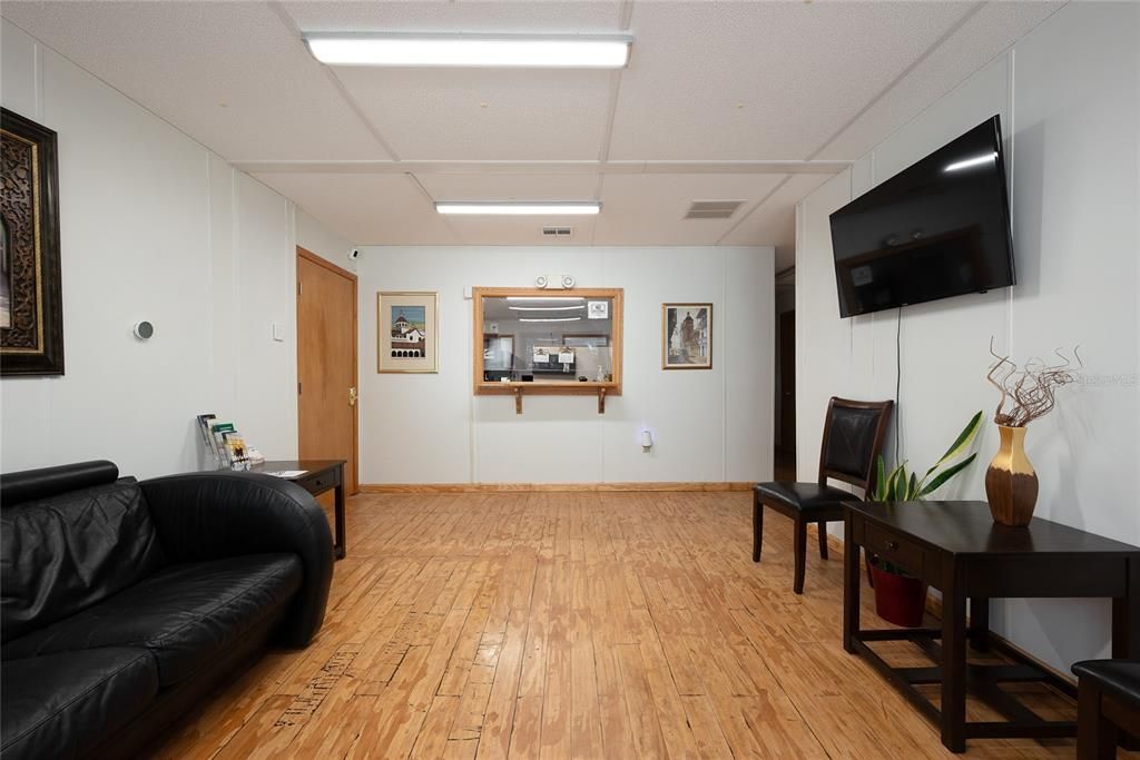 For Sale: $725,000 (8 beds, 3 baths, 2590 Square Feet)