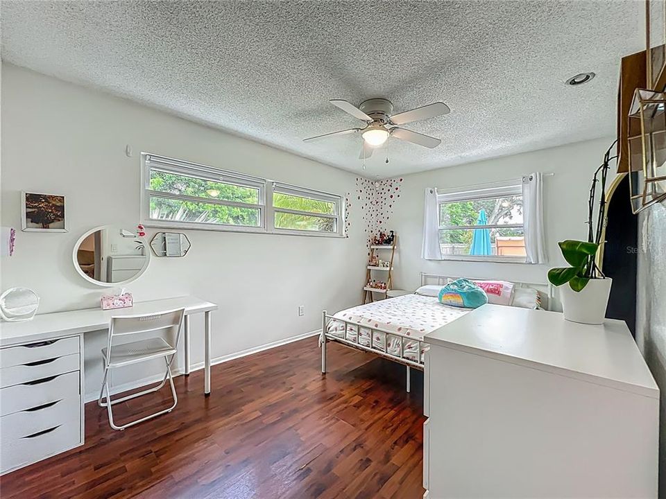 待售: $409,000 (3 贝兹, 2 浴室, 1602 平方英尺)