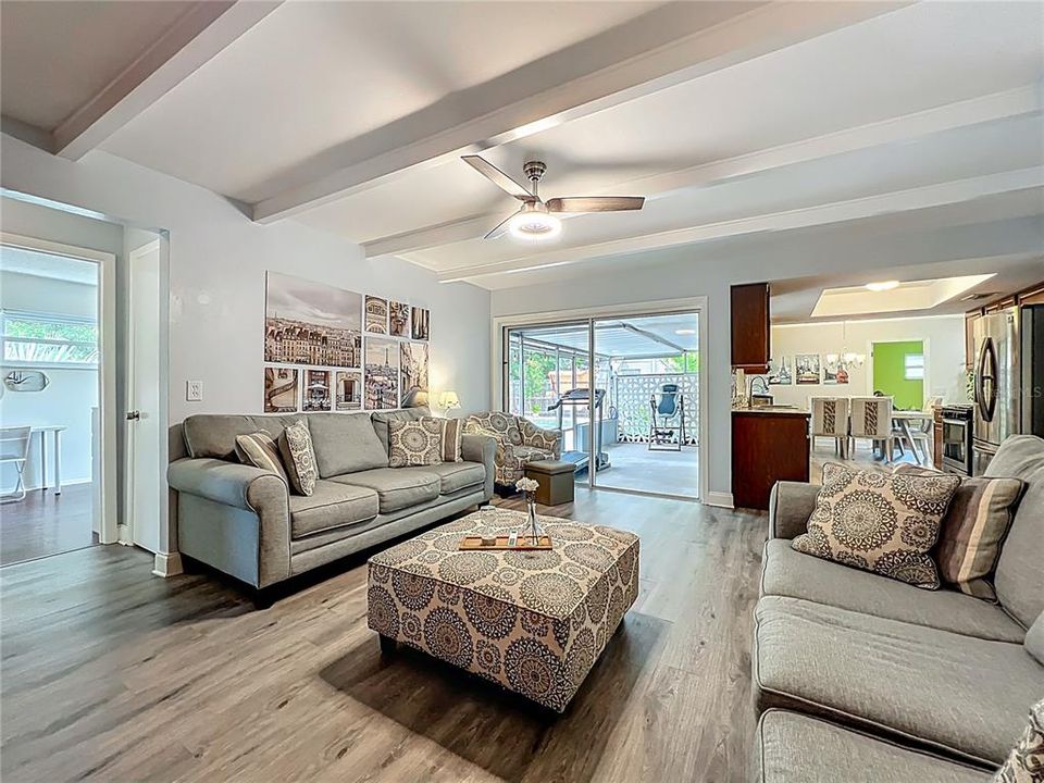 待售: $409,000 (3 贝兹, 2 浴室, 1602 平方英尺)