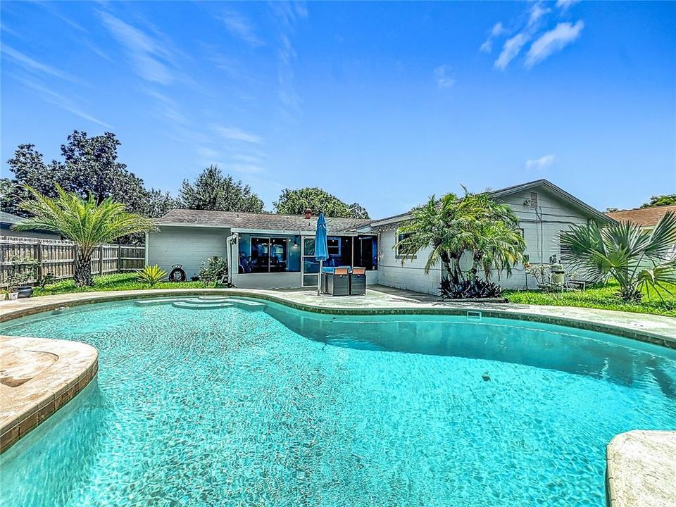 待售: $409,000 (3 贝兹, 2 浴室, 1602 平方英尺)