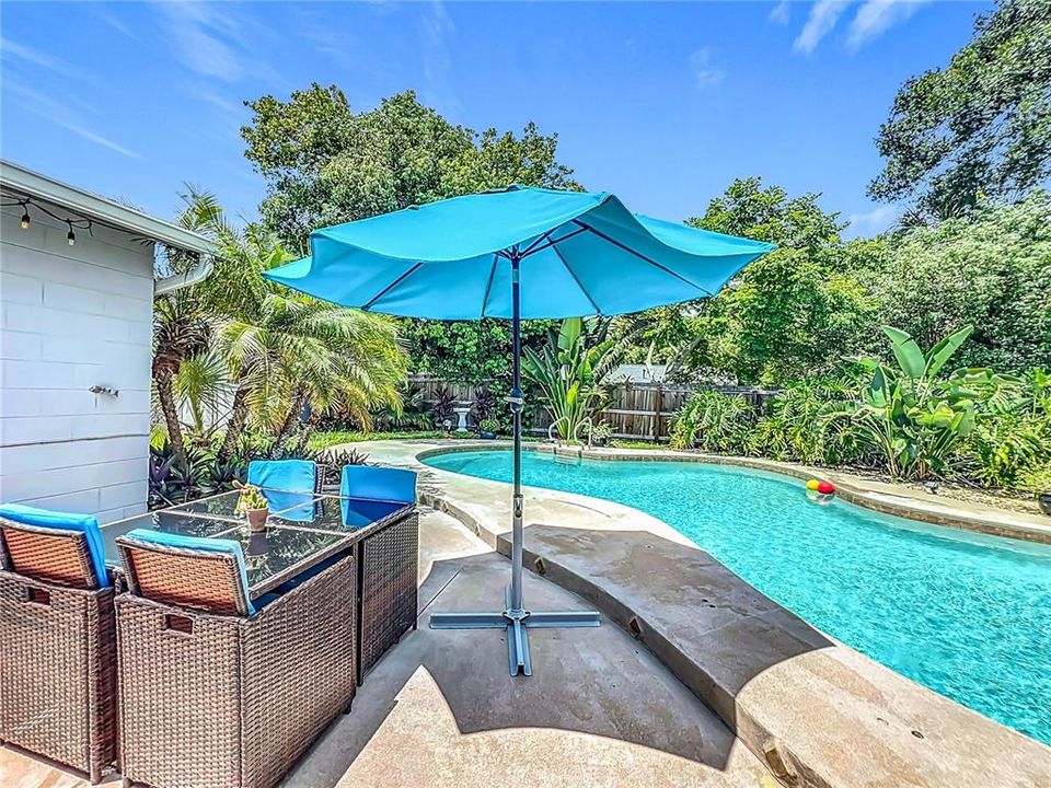 待售: $409,000 (3 贝兹, 2 浴室, 1602 平方英尺)