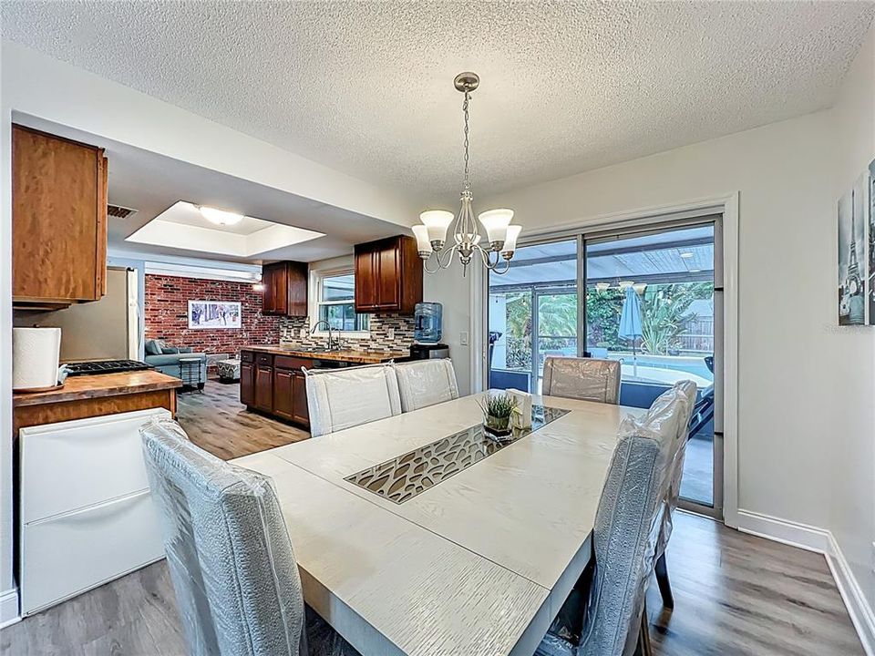 待售: $409,000 (3 贝兹, 2 浴室, 1602 平方英尺)