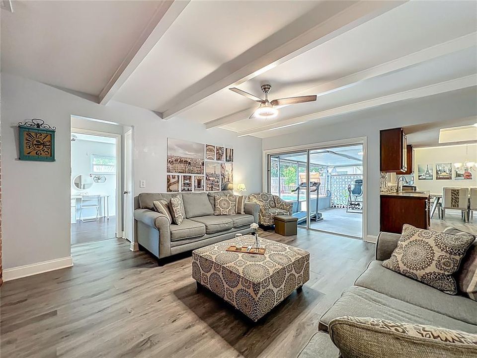 待售: $409,000 (3 贝兹, 2 浴室, 1602 平方英尺)