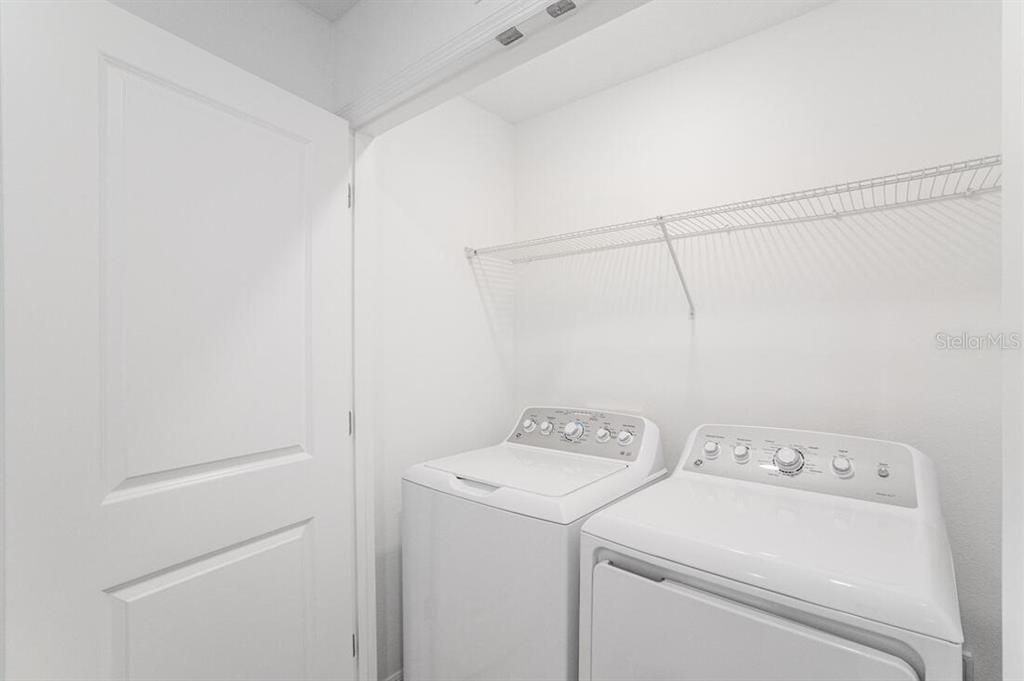 Под контрактом: $2,250 (3 спален, 2 ванн, 1373 Квадратных фут)