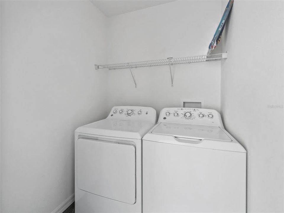 En Venta: $249,000 (3 camas, 2 baños, 1310 Pies cuadrados)