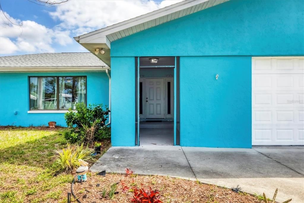 En Venta: $379,900 (3 camas, 2 baños, 2456 Pies cuadrados)