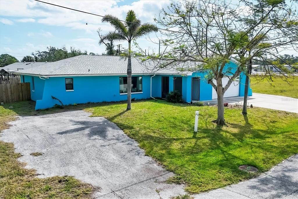 En Venta: $379,900 (3 camas, 2 baños, 2456 Pies cuadrados)