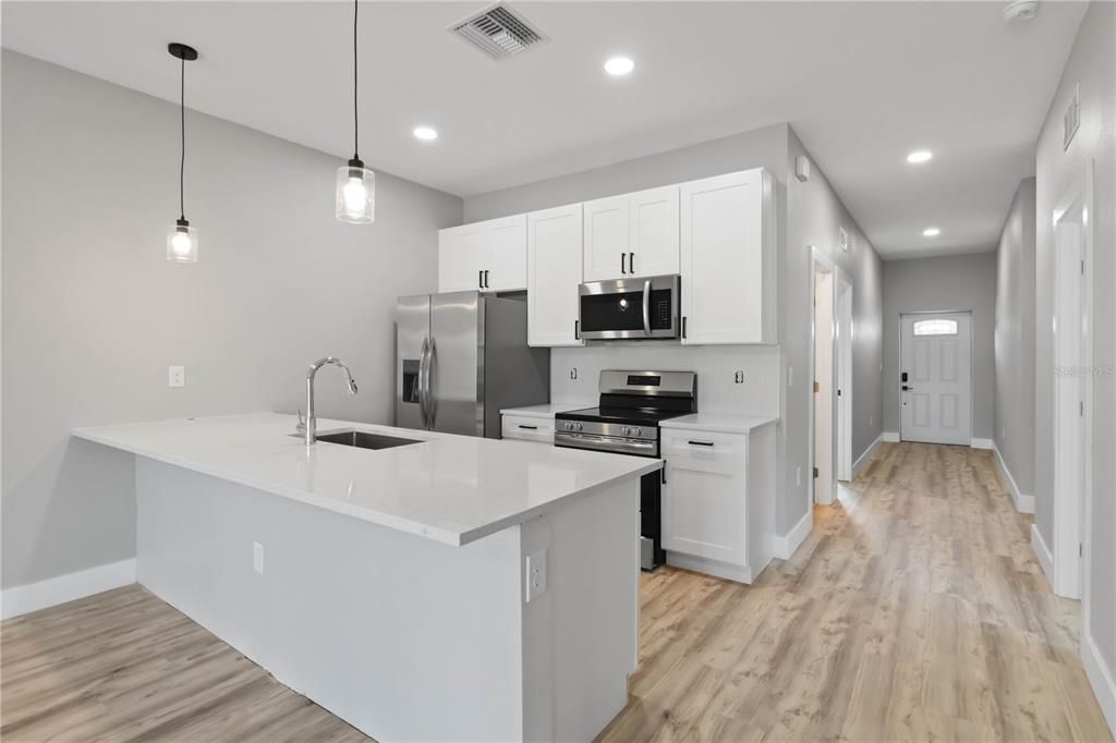 En Venta: $479,999 (6 camas, 0 baños, 2400 Pies cuadrados)