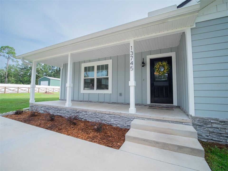 На продажу: $385,000 (3 спален, 2 ванн, 1494 Квадратных фут)