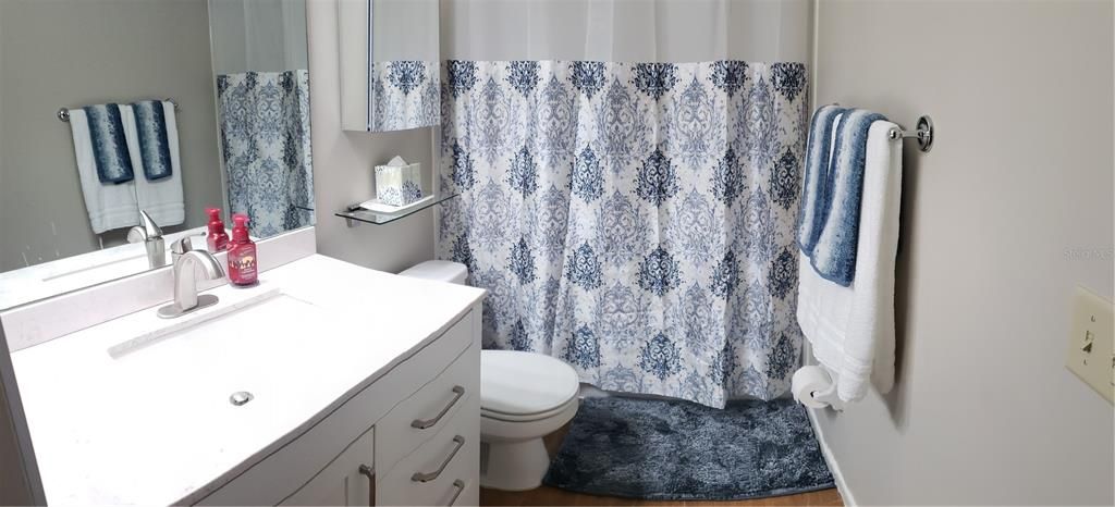 For Rent: $3,500 (2 beds, 2 baths, 1012 Square Feet)