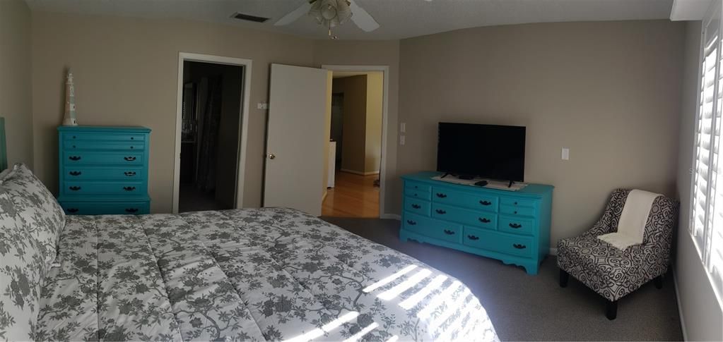 For Rent: $3,500 (2 beds, 2 baths, 1012 Square Feet)