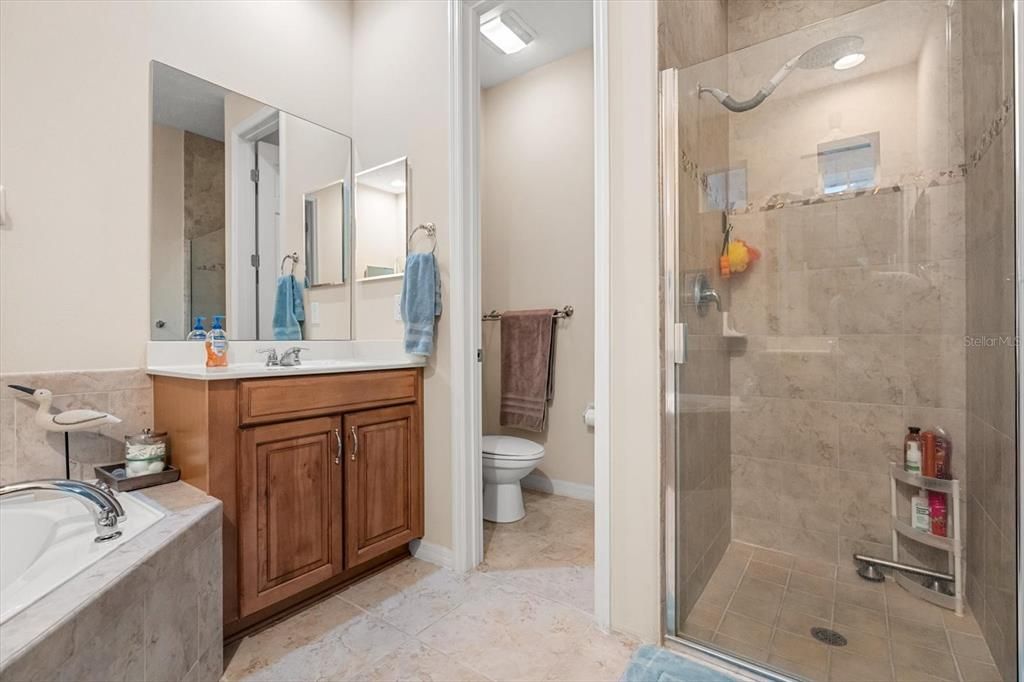 Active With Contract: $325,000 (3 beds, 2 baths, 1956 Square Feet)