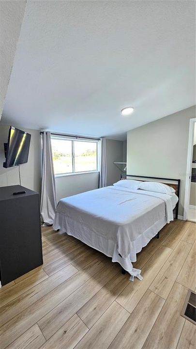 For Sale: $372,000 (3 beds, 2 baths, 1425 Square Feet)