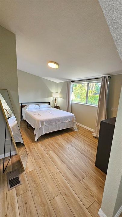 For Sale: $372,000 (3 beds, 2 baths, 1425 Square Feet)