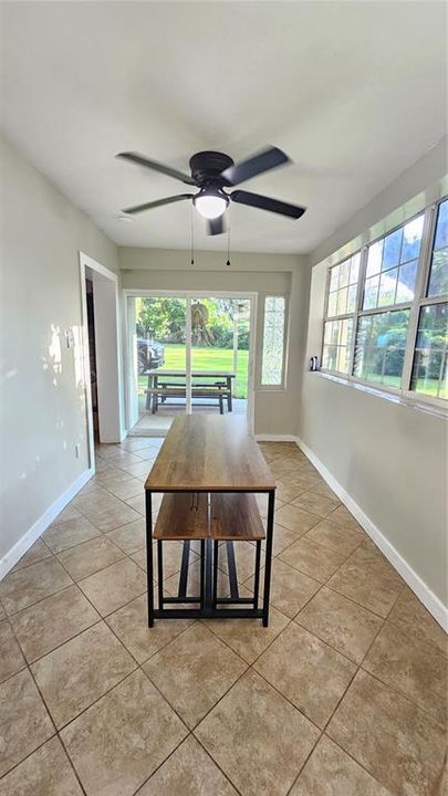 For Sale: $372,000 (3 beds, 2 baths, 1425 Square Feet)