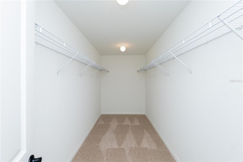Active With Contract: $306,480 (3 beds, 2 baths, 1447 Square Feet)