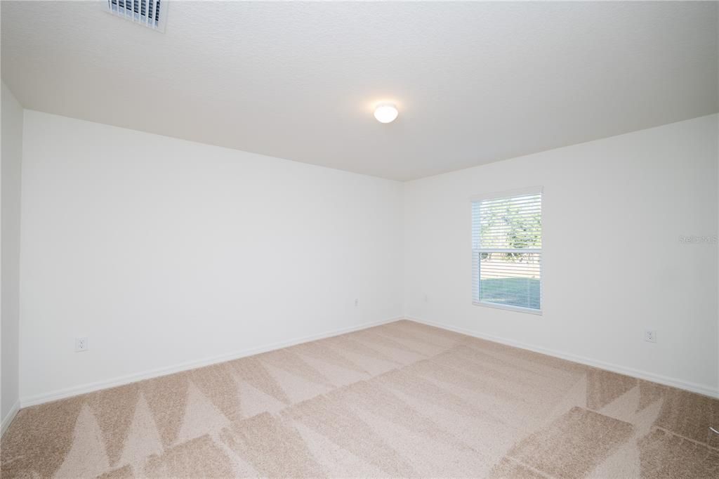 Active With Contract: $306,480 (3 beds, 2 baths, 1447 Square Feet)