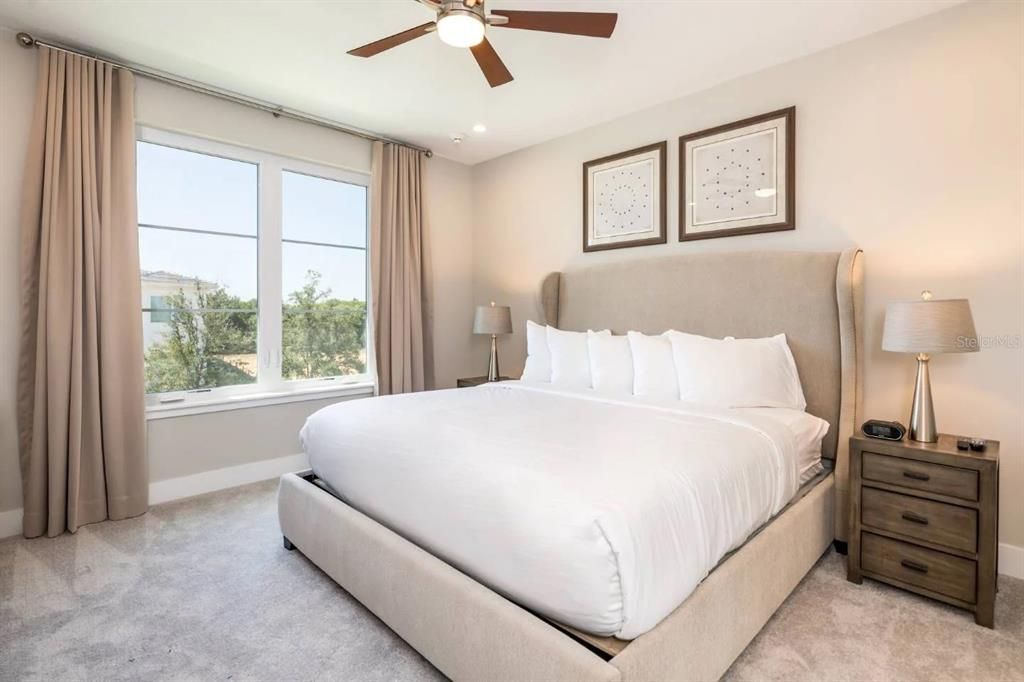 For Sale: $2,795,000 (7 beds, 7 baths, 5944 Square Feet)