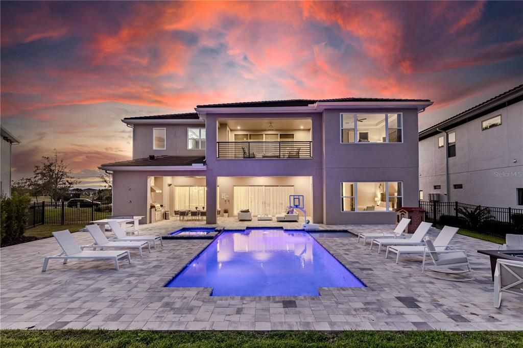 For Sale: $2,795,000 (7 beds, 7 baths, 5944 Square Feet)