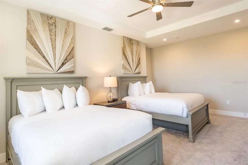 For Sale: $2,795,000 (7 beds, 7 baths, 5944 Square Feet)