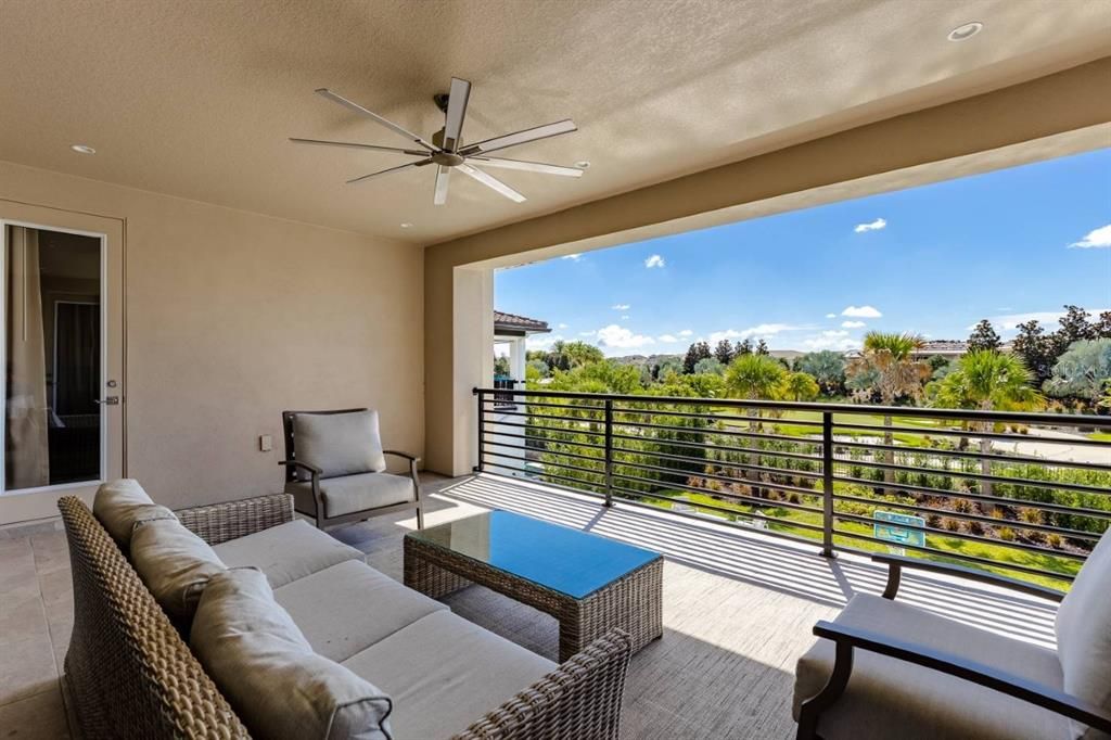 For Sale: $2,795,000 (7 beds, 7 baths, 5944 Square Feet)