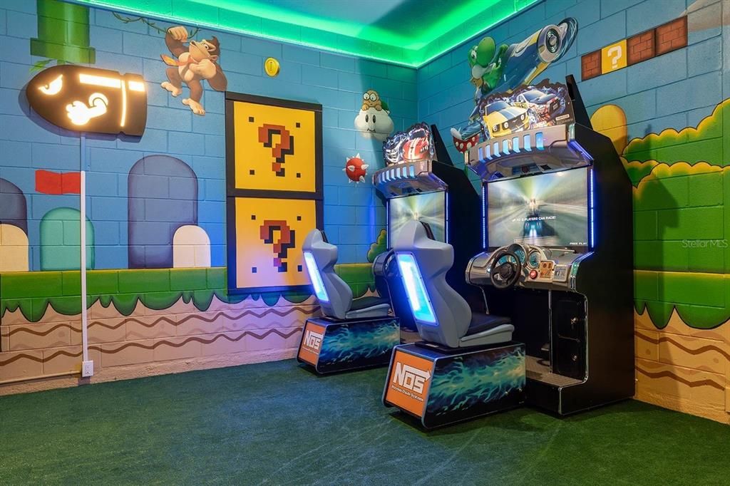 For Sale: $2,795,000 (7 beds, 7 baths, 5944 Square Feet)