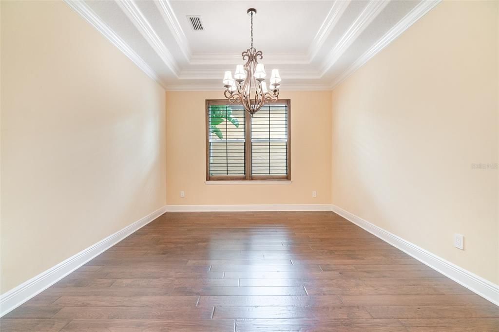 En Venta: $925,000 (4 camas, 3 baños, 3451 Pies cuadrados)