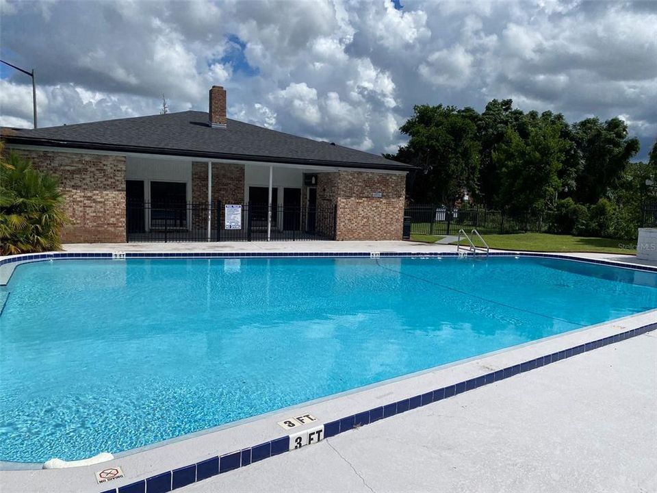 Activo con contrato: $115,000 (1 camas, 1 baños, 777 Pies cuadrados)