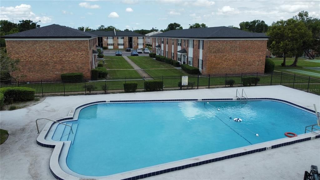 Activo con contrato: $115,000 (1 camas, 1 baños, 777 Pies cuadrados)