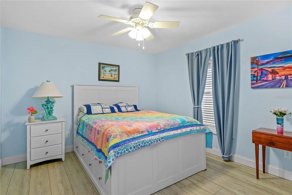 En Venta: $824,900 (3 camas, 2 baños, 2088 Pies cuadrados)