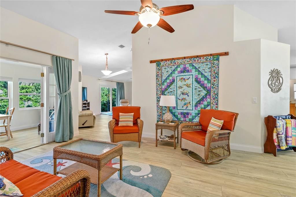 En Venta: $824,900 (3 camas, 2 baños, 2088 Pies cuadrados)