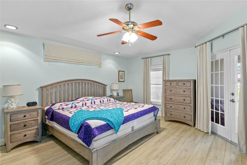 En Venta: $824,900 (3 camas, 2 baños, 2088 Pies cuadrados)