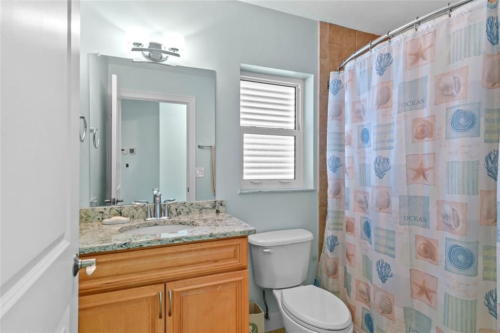 En Venta: $824,900 (3 camas, 2 baños, 2088 Pies cuadrados)