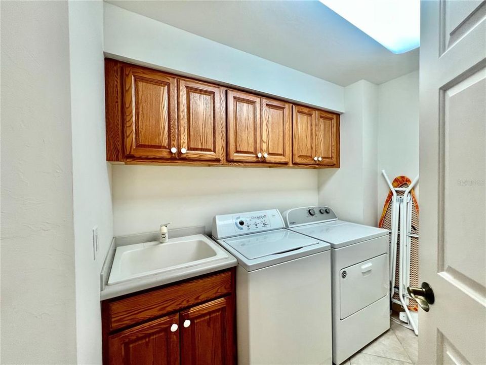 В аренду: $6,750 (3 спален, 3 ванн, 2351 Квадратных фут)