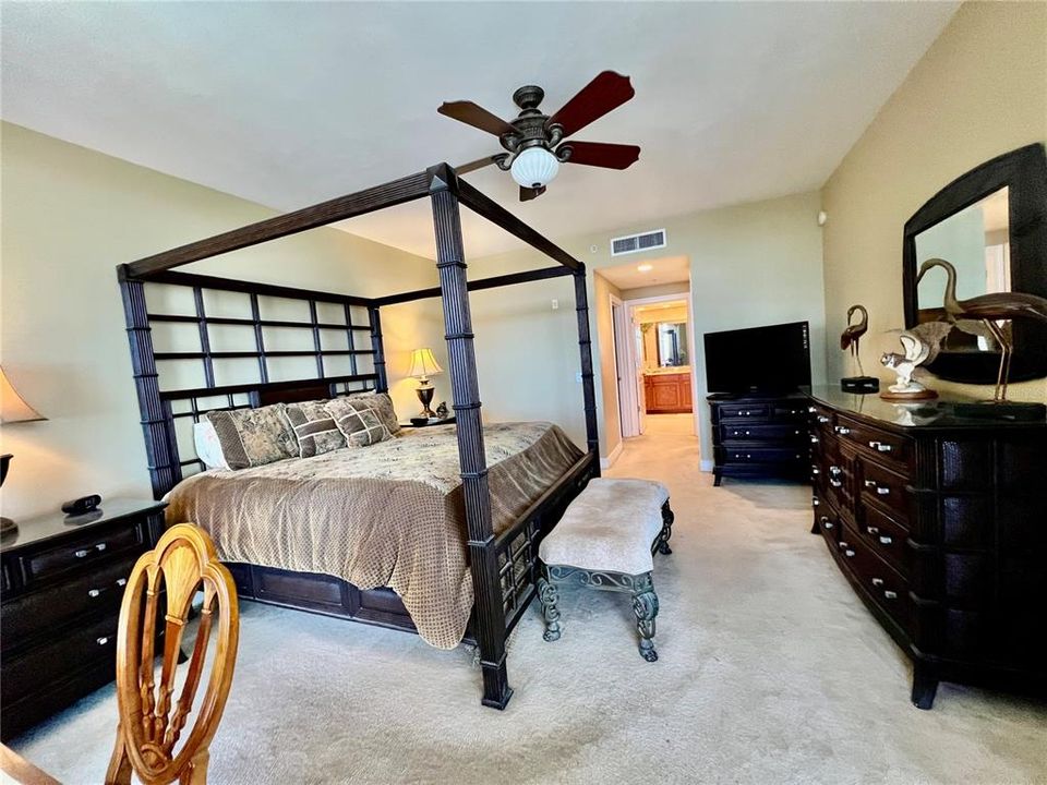 В аренду: $6,750 (3 спален, 3 ванн, 2351 Квадратных фут)