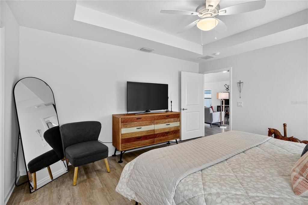 На продажу: $369,900 (3 спален, 2 ванн, 1512 Квадратных фут)