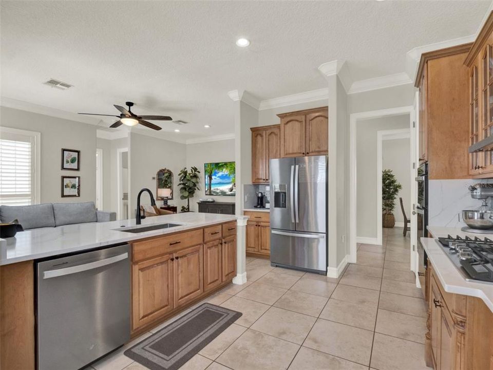 Active With Contract: $1,174,900 (4 beds, 3 baths, 2999 Square Feet)