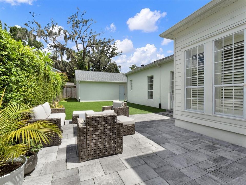 Active With Contract: $1,174,900 (4 beds, 3 baths, 2999 Square Feet)